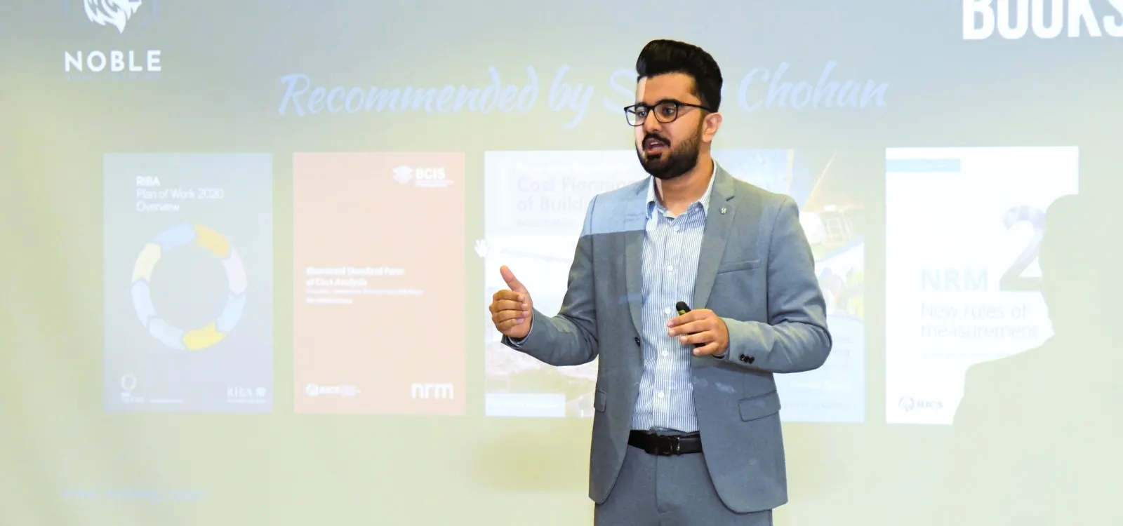 Saady Chohan, founder of Noble QS, presenting recommended books
